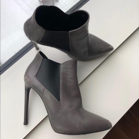Saint Laurent Pointed Booties - Picture 4 of 12